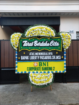 Papan Bunga Duka di Greges